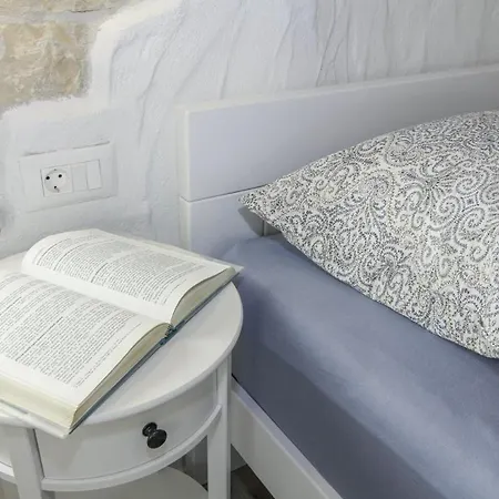 Villa Olea In Barat - Haus Fuer 6-8 Personen *