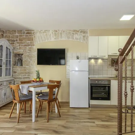 Olea In Barat - Haus Fuer 6-8 Personen Vila
