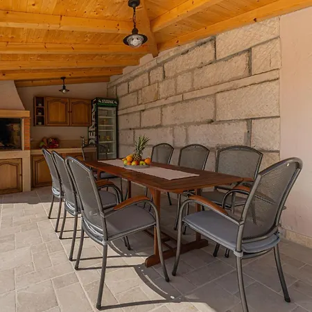 Olea In Barat - Haus Fuer 6-8 Personen *