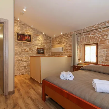 Olea In Barat - Haus Fuer 6-8 Personen * Kanfanar